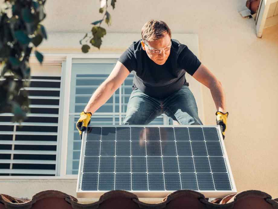 Comment installer des panneaux solaires soi-même ? les étapes clés à suivre-Happiness Distribution